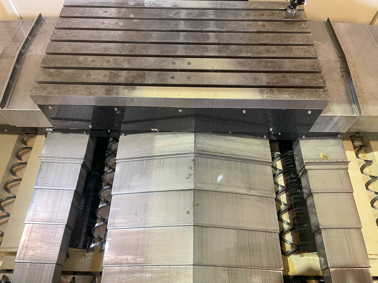 YCM NXV 1380A, Machine ID: 8777